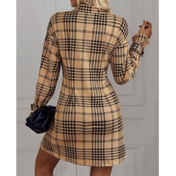 Classic houndstooth plaid button down shirt dress - Picture 5 of 16
